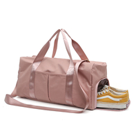 Bolsa de fim de semana rosa esportiva feminina para ioga e fitness bolsa de viagem Duffle bolsa de viagem personalizada de grande capacidade com logotipo